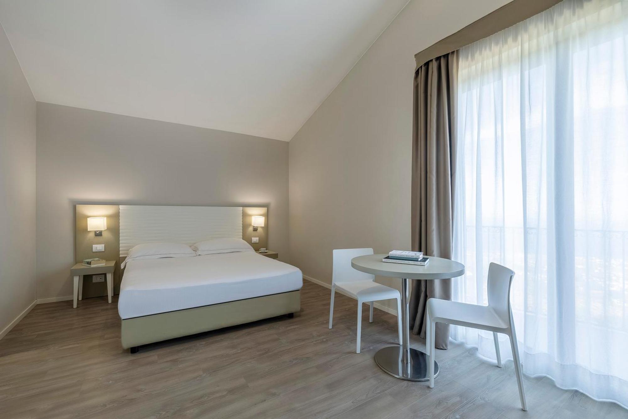 Hotel Venere Di Erice Resort & Spa วาลเดอรีส ภายนอก รูปภาพ