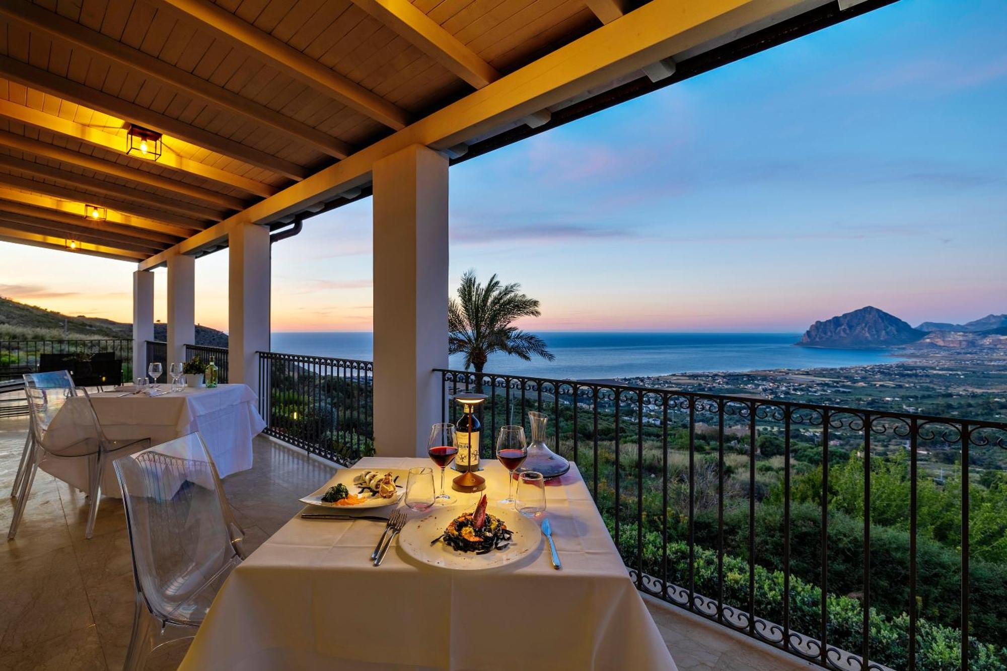 Hotel Venere Di Erice Resort & Spa วาลเดอรีส ภายนอก รูปภาพ