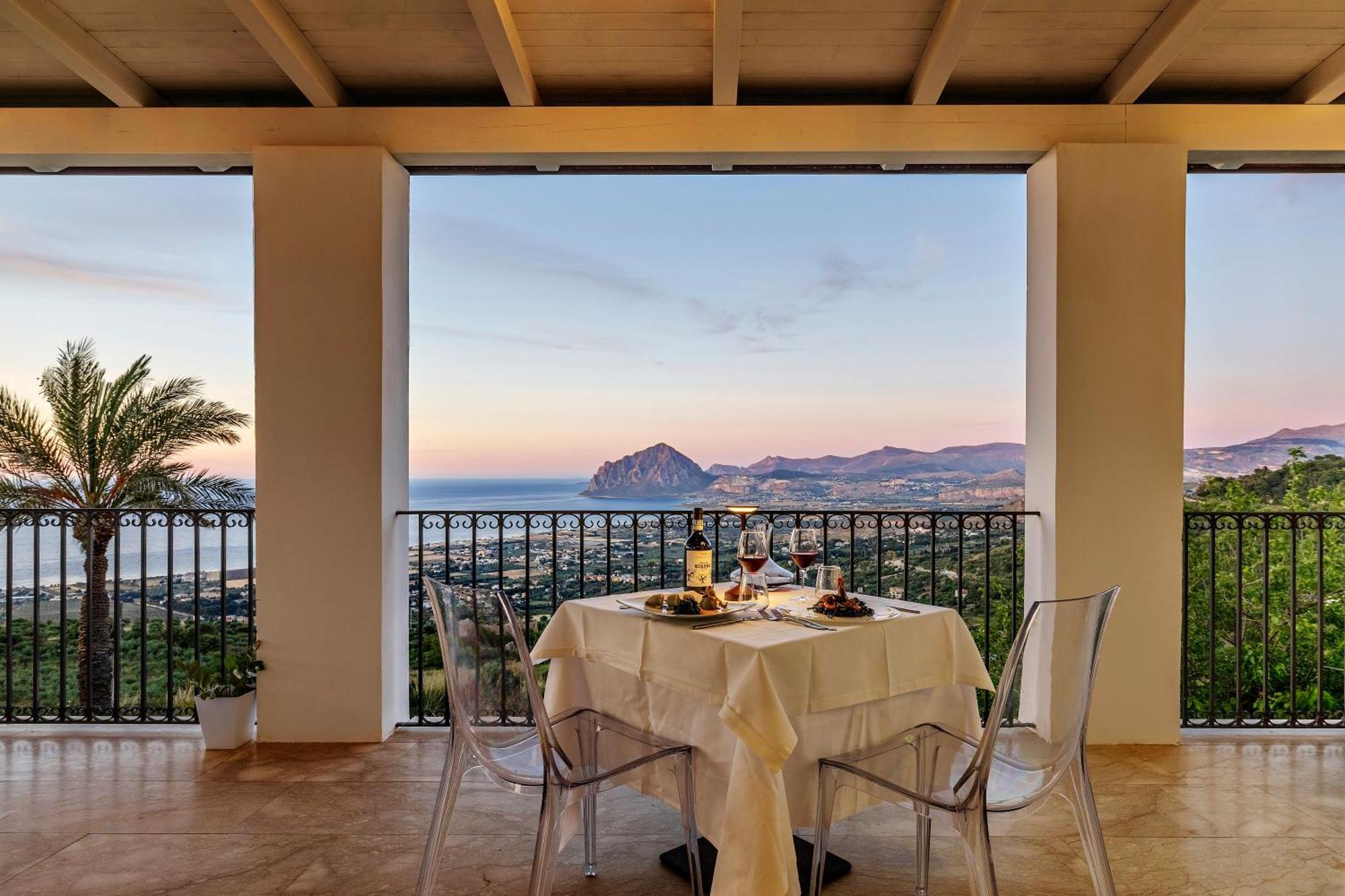 Hotel Venere Di Erice Resort & Spa วาลเดอรีส ภายนอก รูปภาพ