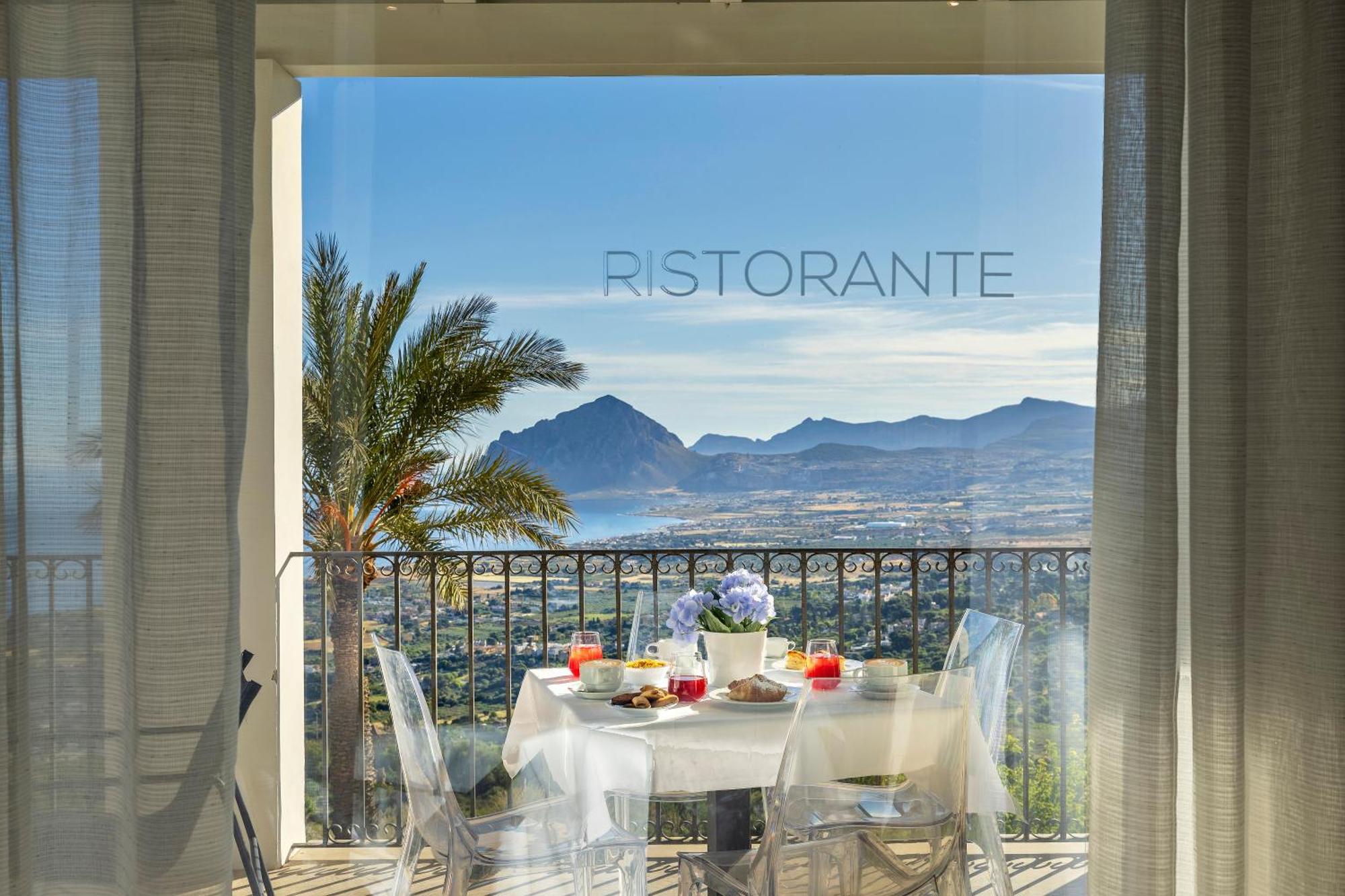 Hotel Venere Di Erice Resort & Spa วาลเดอรีส ภายนอก รูปภาพ
