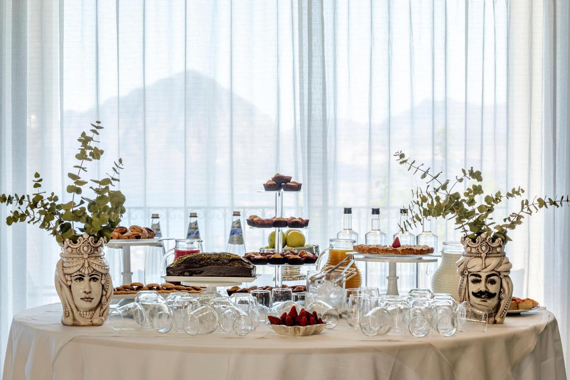 Hotel Venere Di Erice Resort & Spa วาลเดอรีส ภายนอก รูปภาพ