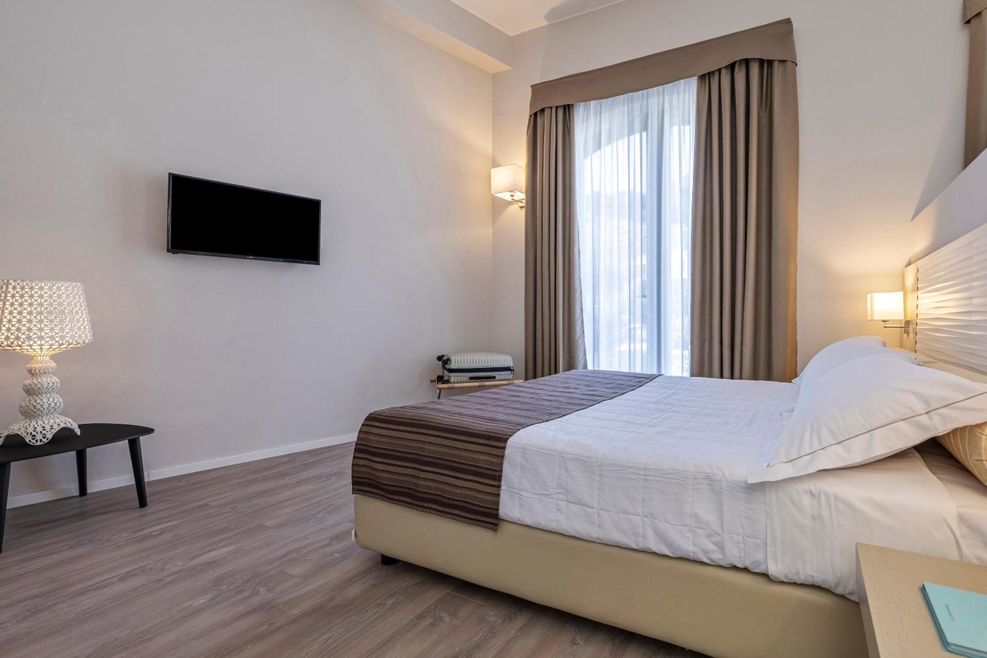 Hotel Venere Di Erice Resort & Spa วาลเดอรีส ภายนอก รูปภาพ