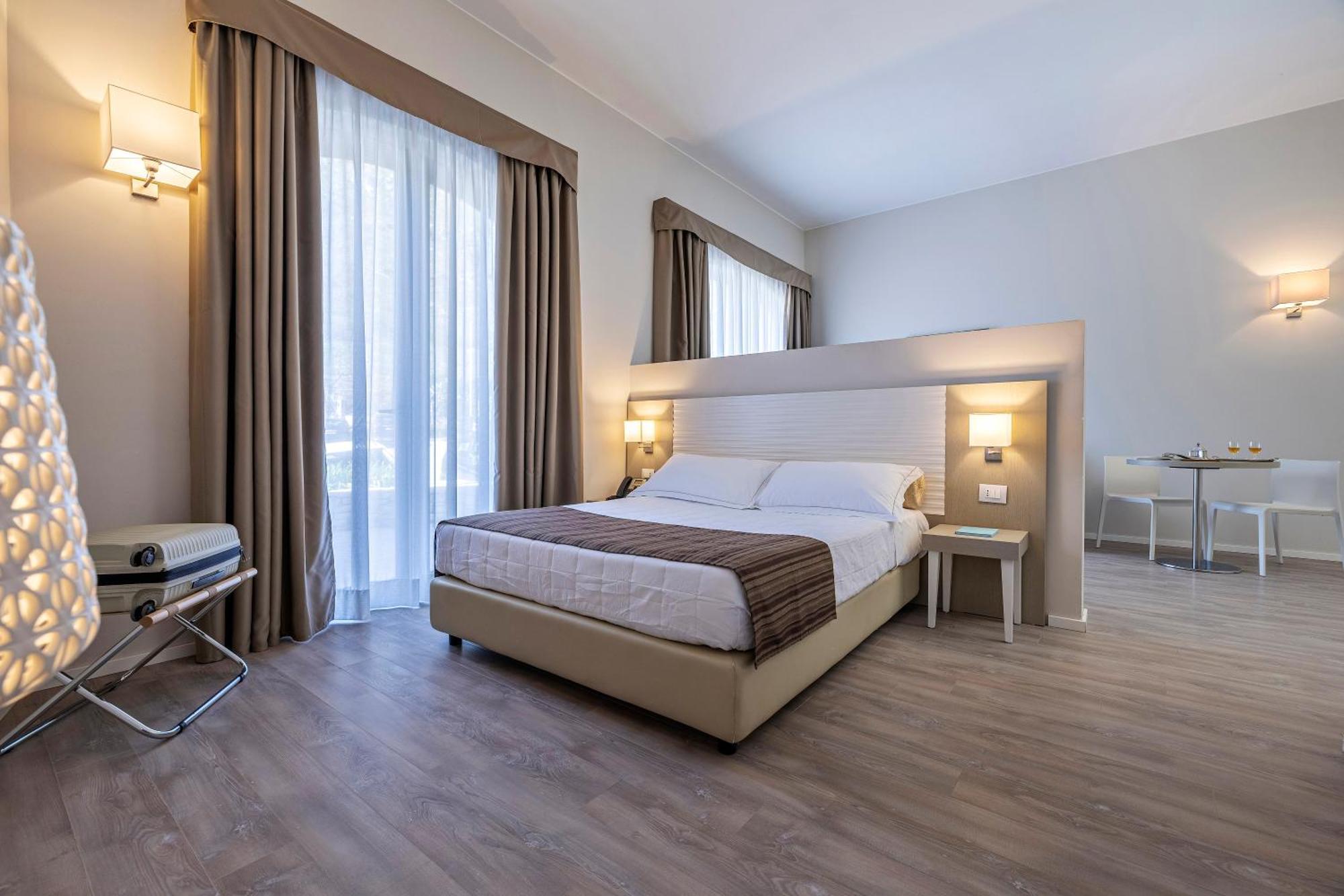 Hotel Venere Di Erice Resort & Spa วาลเดอรีส ภายนอก รูปภาพ