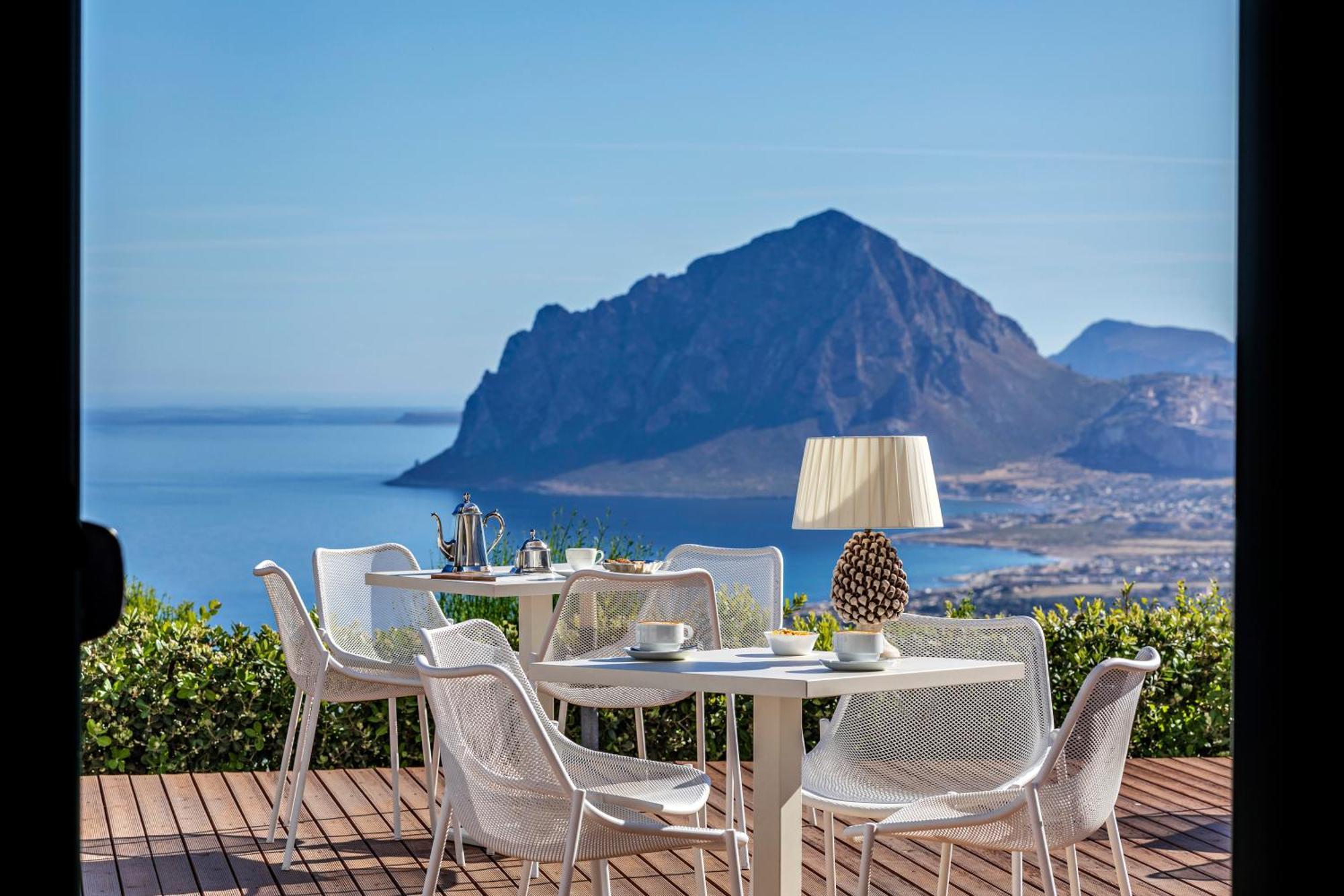 Hotel Venere Di Erice Resort & Spa วาลเดอรีส ภายนอก รูปภาพ